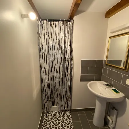 Confort Zen 20mn Du Futuroscope 公寓 *